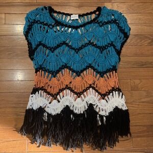 Sioni Studio Crochet Fringe Sweater Top S/M Boho Western Festival Beach Cover Up